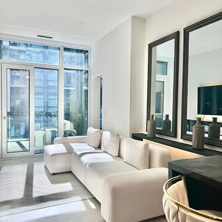 Toronto Downtown Core Condo 2 Bed 2 Bath
